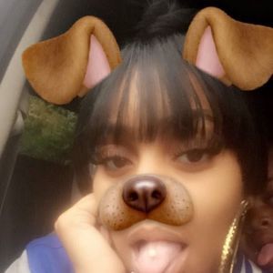 Meet your Posher, Shatia